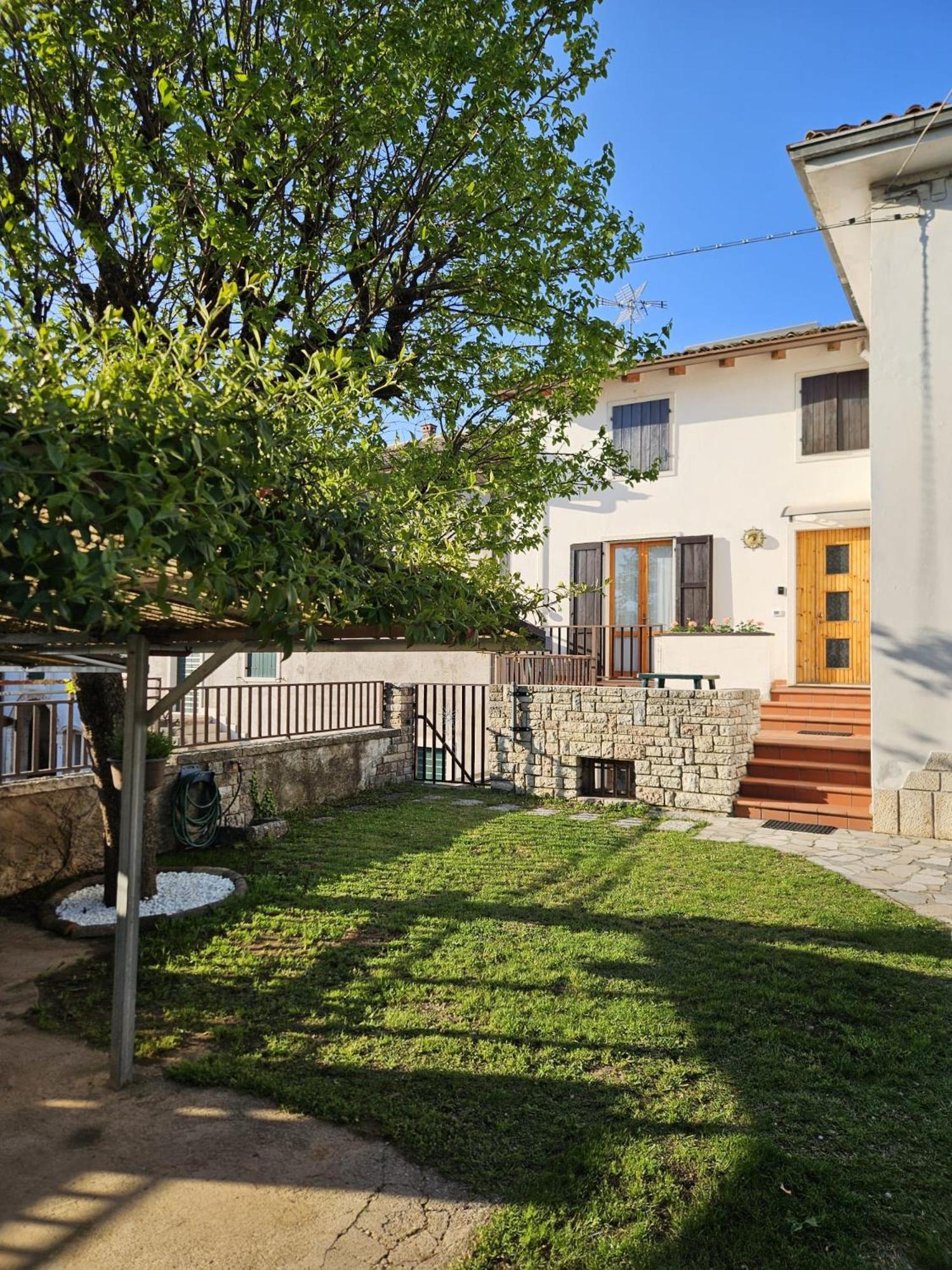 Casa Dell'Alpino Villa Caprino Veronese Eksteriør bilde